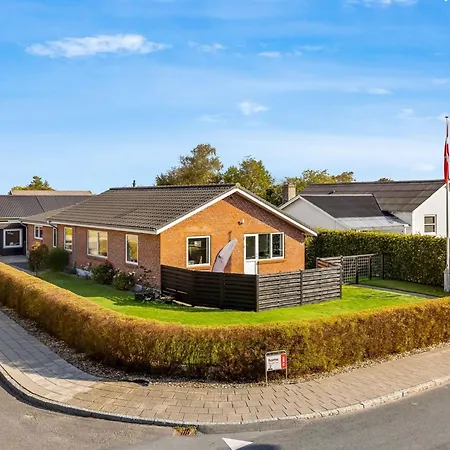 Wraghi - 21km From The Sea By Interhome * Hojer